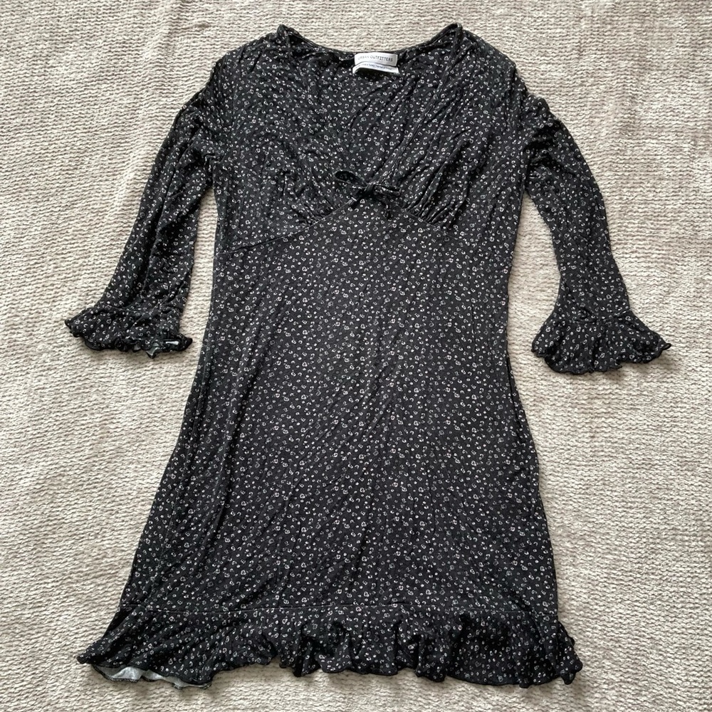 Urban Outfitters Ditsy Floral Babydoll Mini Dress‎ Black Ruffle Size M